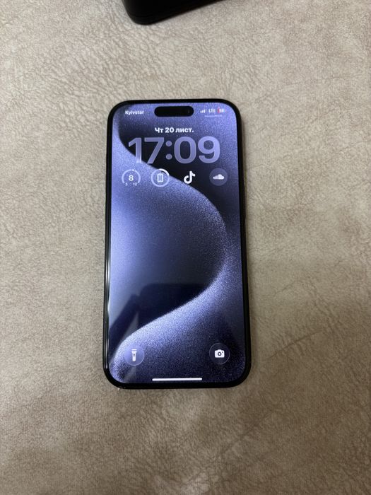 Продам айфон 15 про
