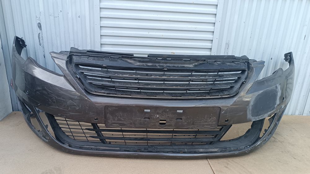 Vendo parachoque de frente Peugeot 308 ano 2013/17