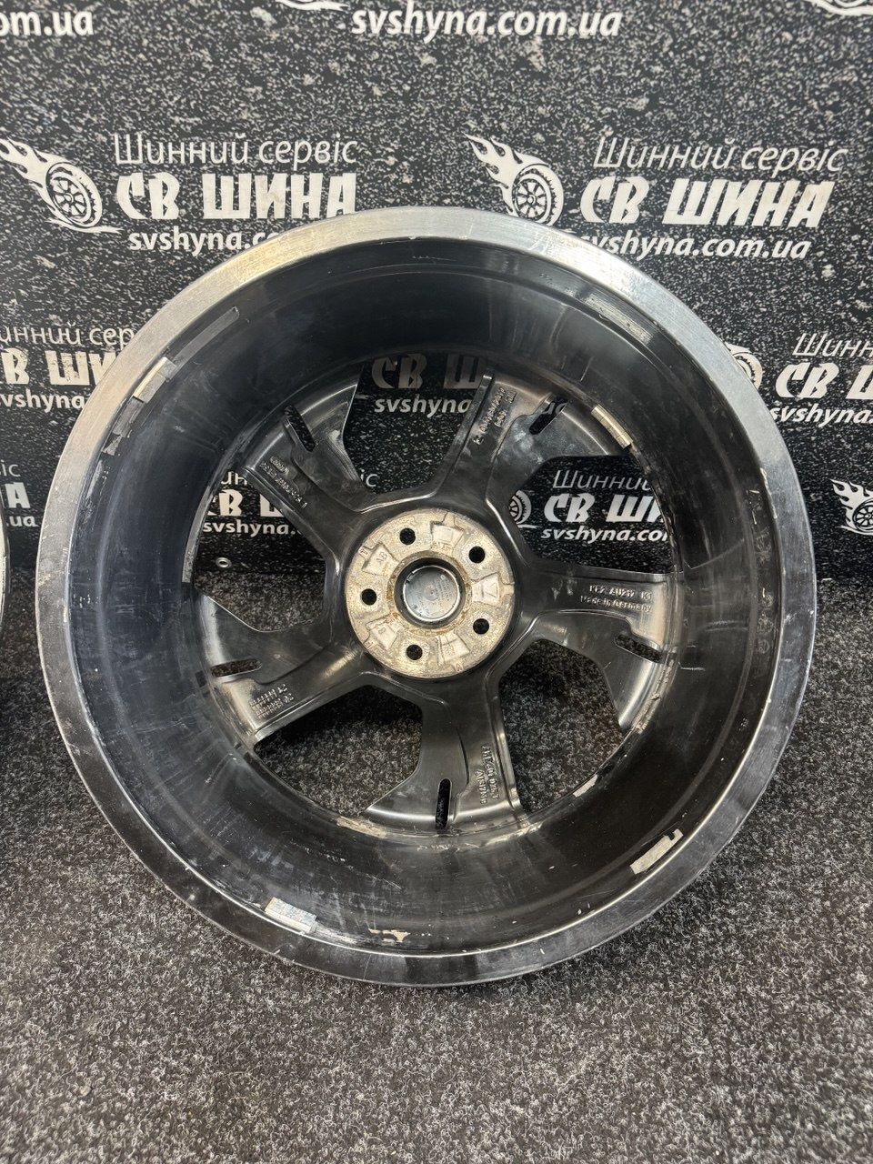 Диски 5X112  9R20 Audi e-tron Оригінальні