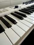 Teclado MIDI Arturia KeyLab Essential 61 – Excelente Estado