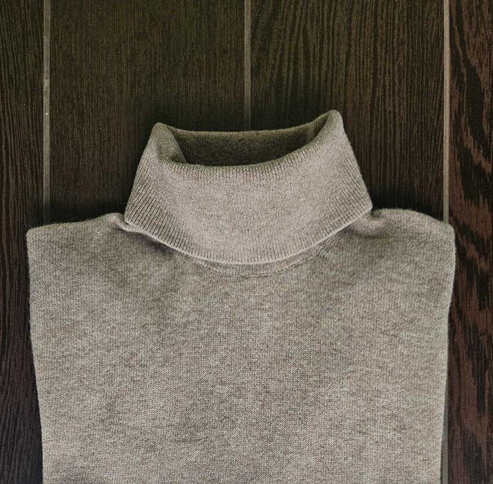 Golf beżowy melanż H&M Premium 100% wełna, roz. M