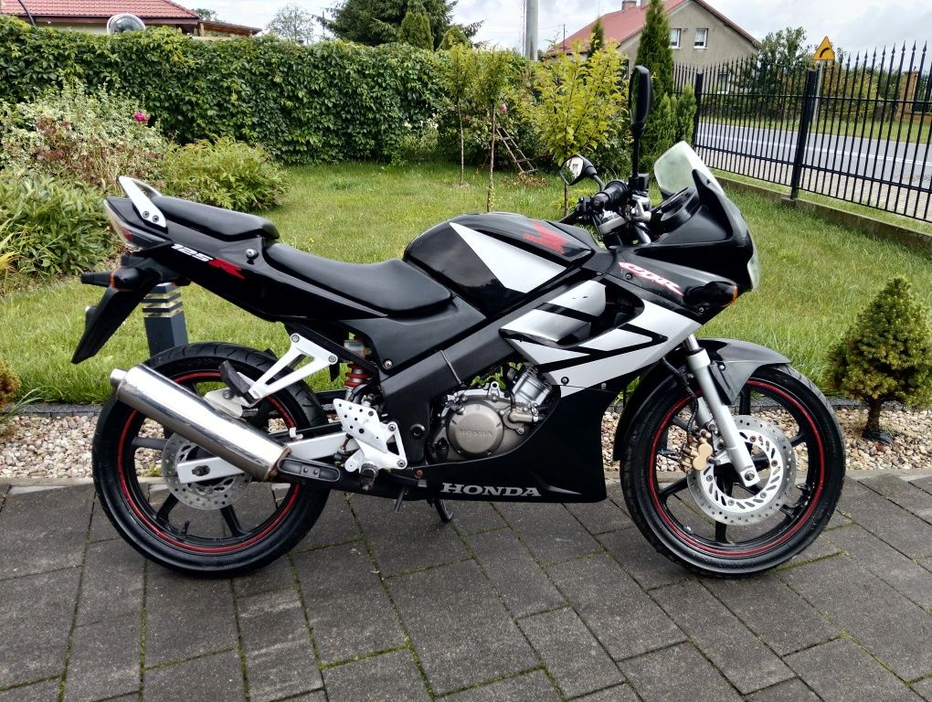 Honda CBR 125 kat A1/B z Niemiec Transport