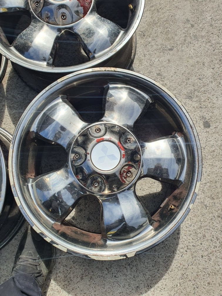 Диски Pajero R18 6/139.7 ЦО 67.1 8j ЕТ 31 4шт-14000грн.