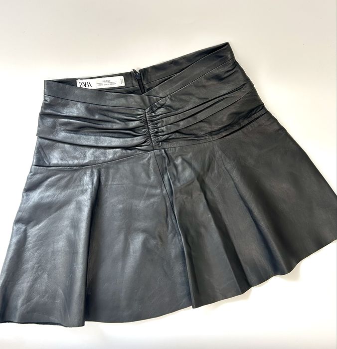 Zara спідниця чорна шкіряна