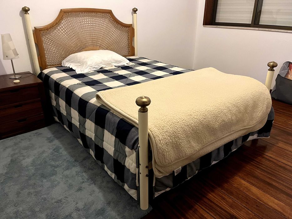 Cama em Ferro - Colchão incluido