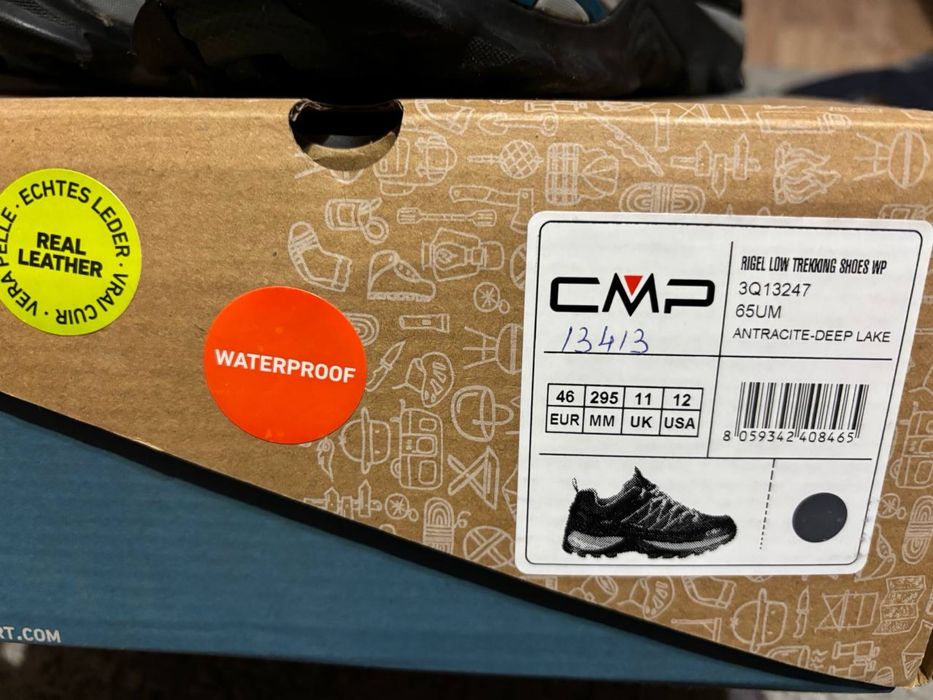 Кросівки чоловічі