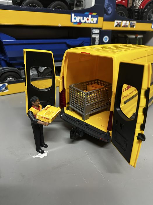 Bruder - Mercedes Sprinter DHL
