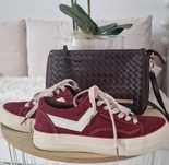 Sneakersy, bordowe,zamszowe" Refresh".