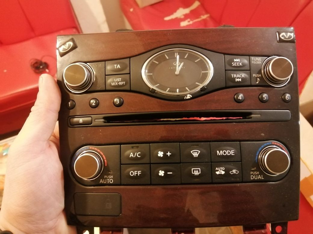 Продам оригинальную магнитолу Clarion 08IT  Infiniti, Nissan