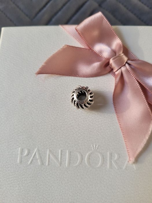 Pandora charms azurowa kulka