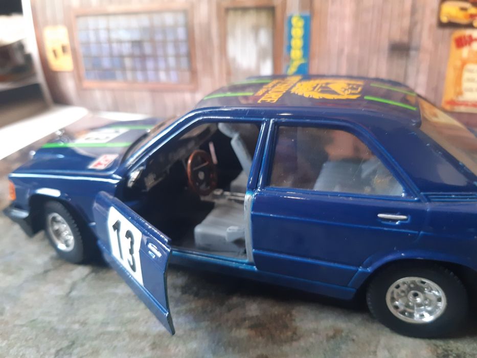 Miniaturas Burago antigas 1/24