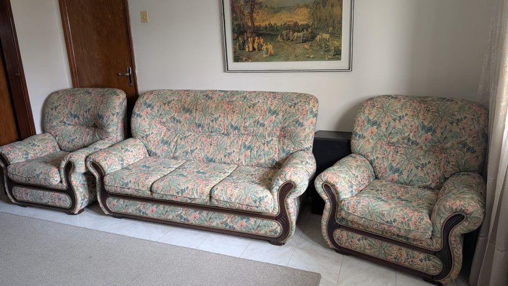 Sofas conjunto 1 sofa cama e 2 sofas individuais  em tecido italiano c