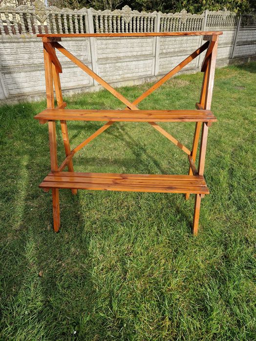 Drewniany regał, kwietnik, stojak.