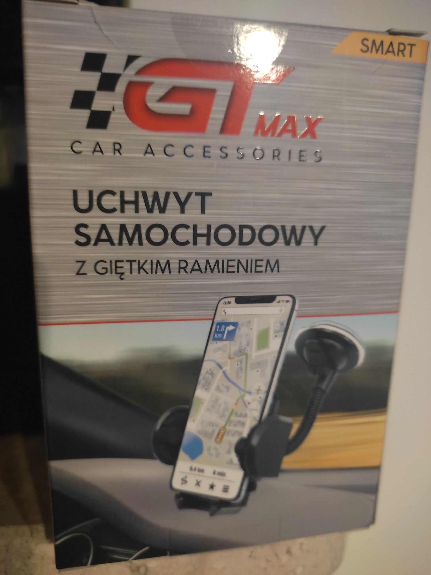 Uchwyty samochodowe z ramieniem teleskopowym