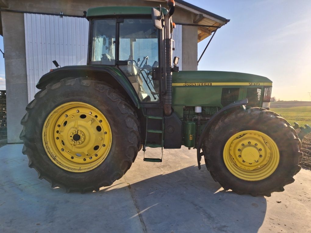 John Deere 7810 PowerQuad