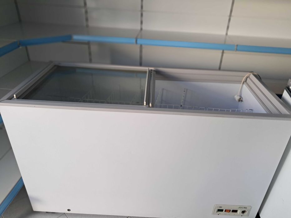 Arcas congeldoras e vitrines
