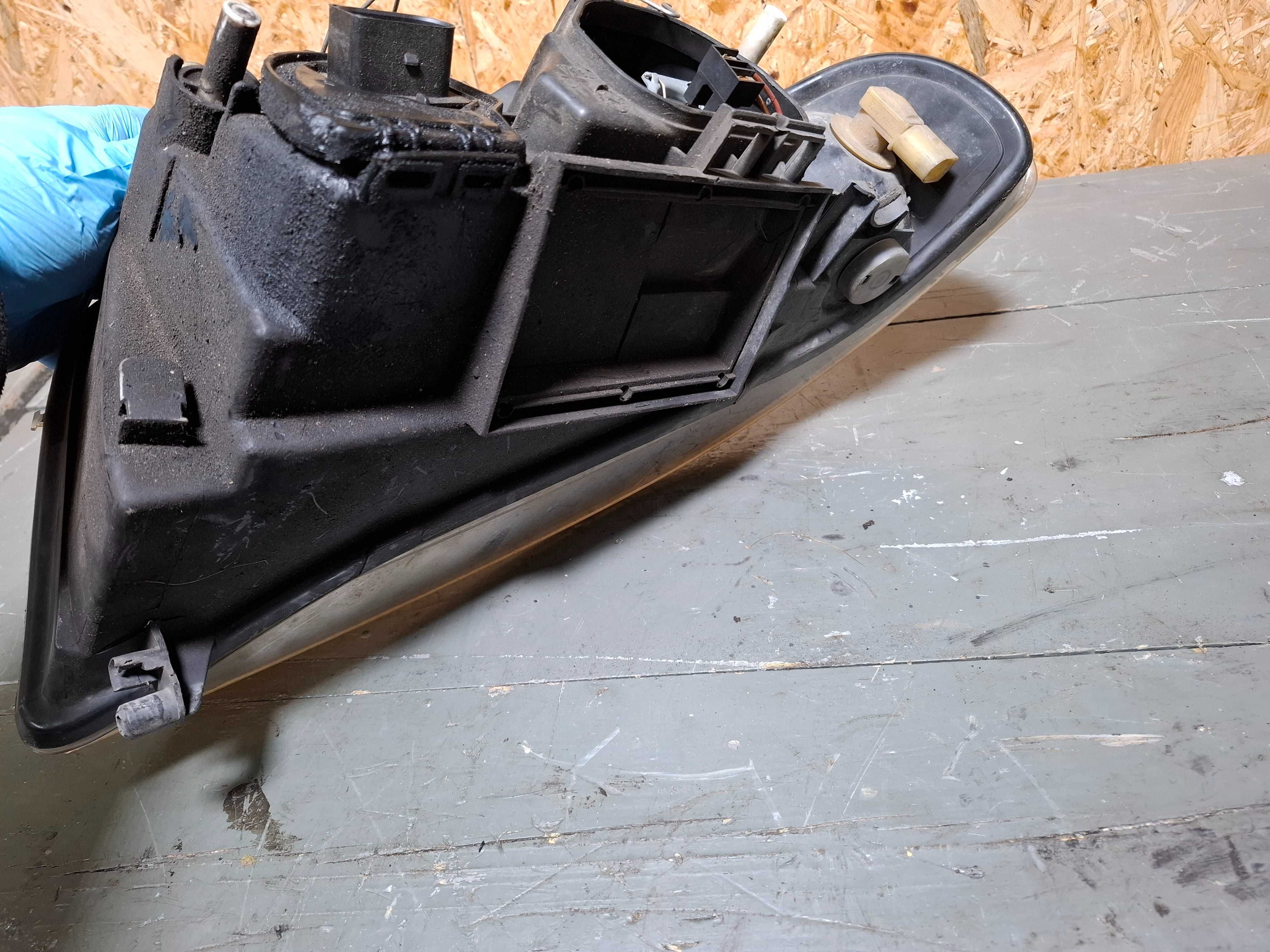 lampa przód przednia prawa audi a4 b5 lift valeo oryginał
