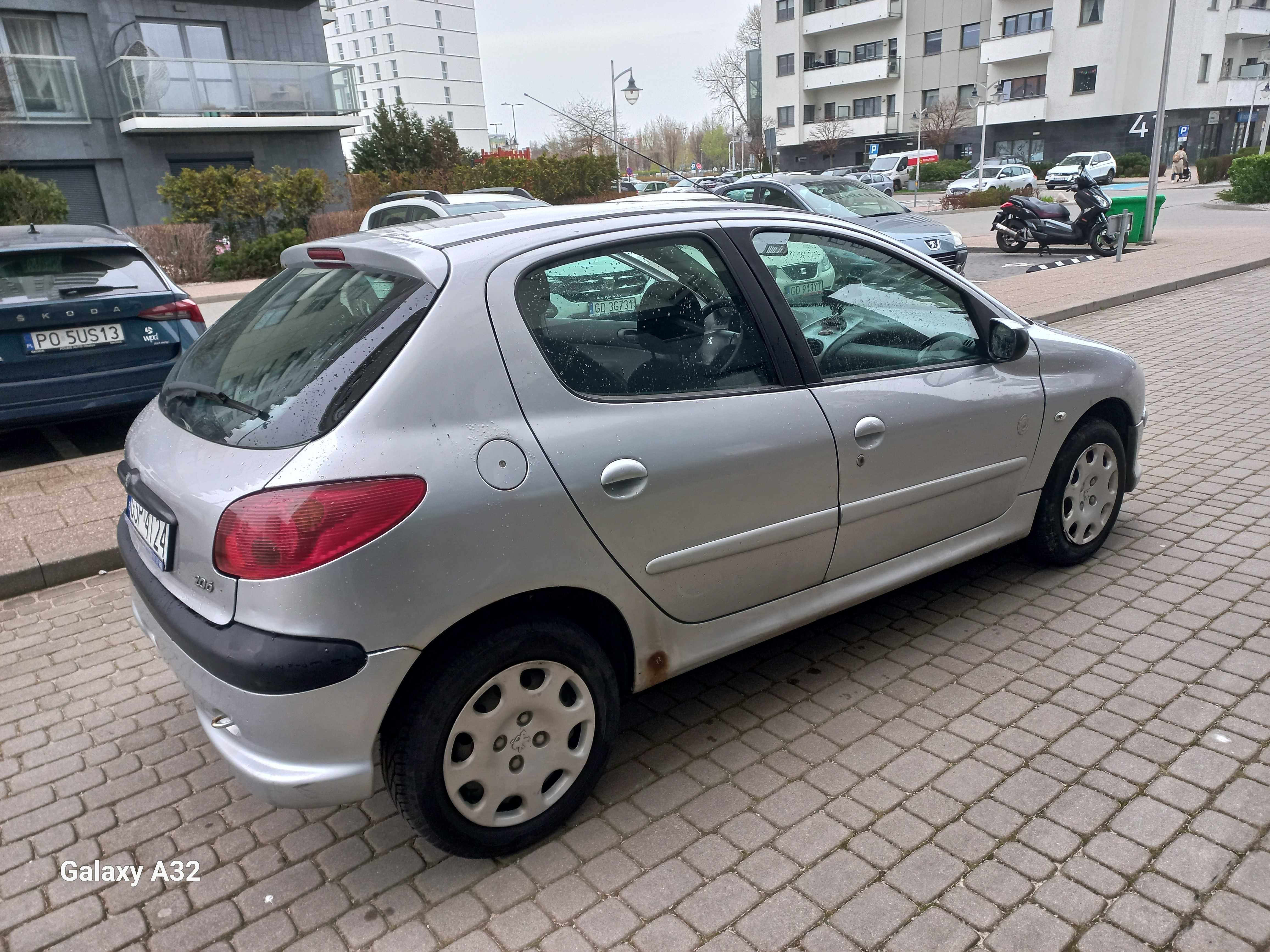 Peugeot 206  2008 rok