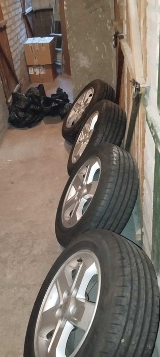 Opony Letnie  z  Felgami  Kia Carens III Magnetis