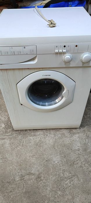 Пральна машинка на запчастини