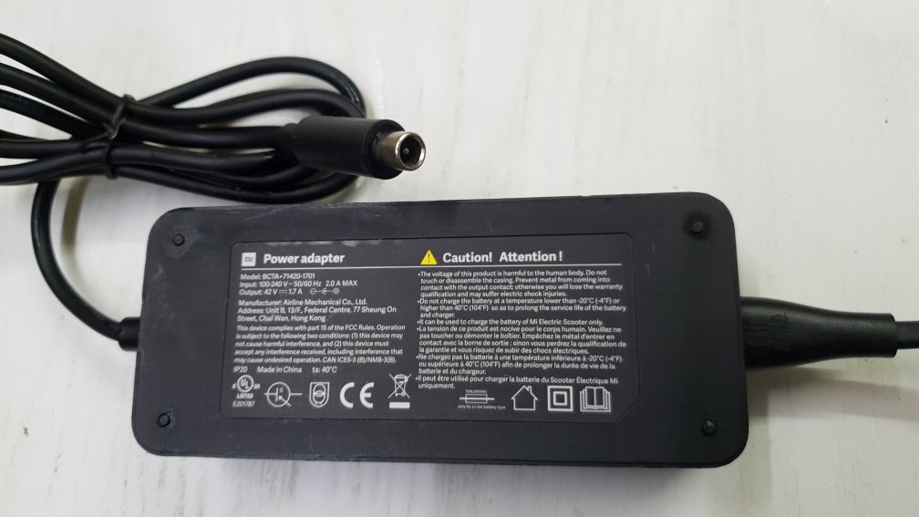 Ładowarka Xiaomi 42V 1.7A ORYGINALNA hulajnogi m365 PRO 2 mi3 G2 MAX