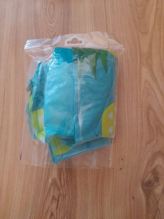 Kółko do wody w ananasy 74cm