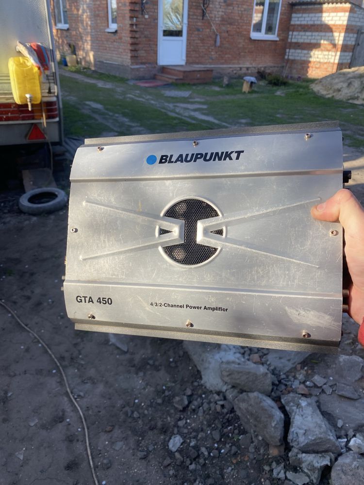 Звуко Підсилювач Blackpunkt 450 GTA