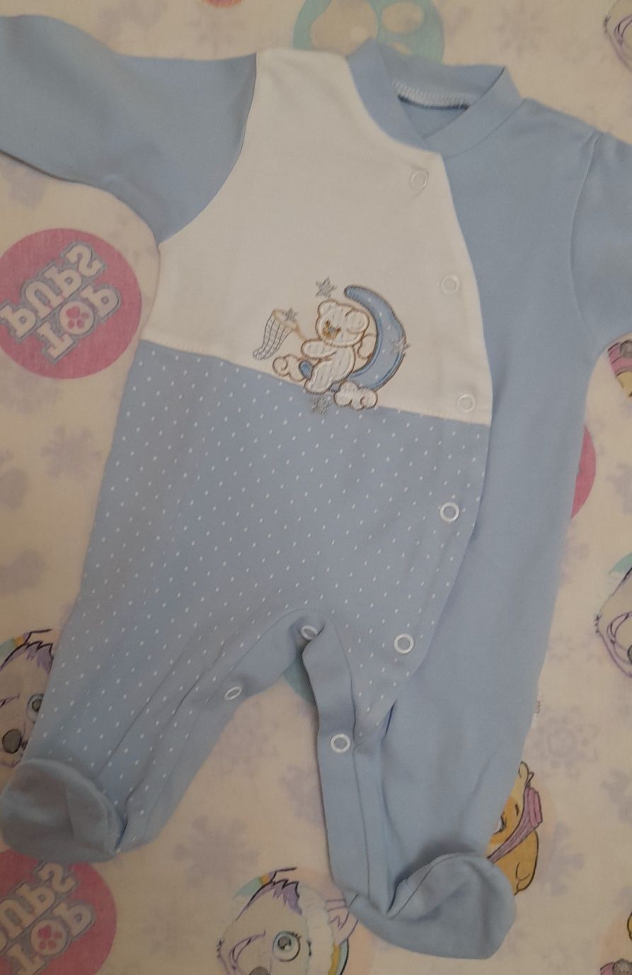 5 babygrows novos  0-3 meses