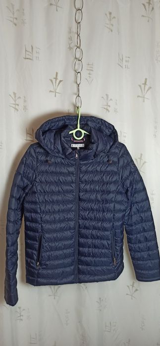 Пуховик жіночий ультралегкий Tommy Hilfiger розм М, оригінал