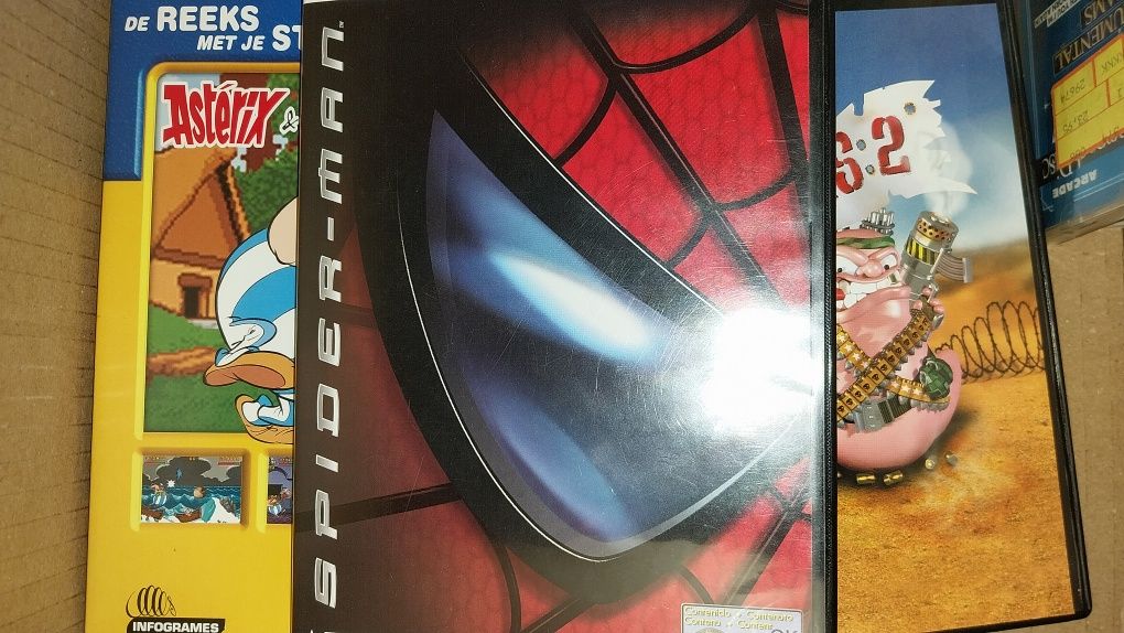Asterix & obelix, worms 2, spiderman PC