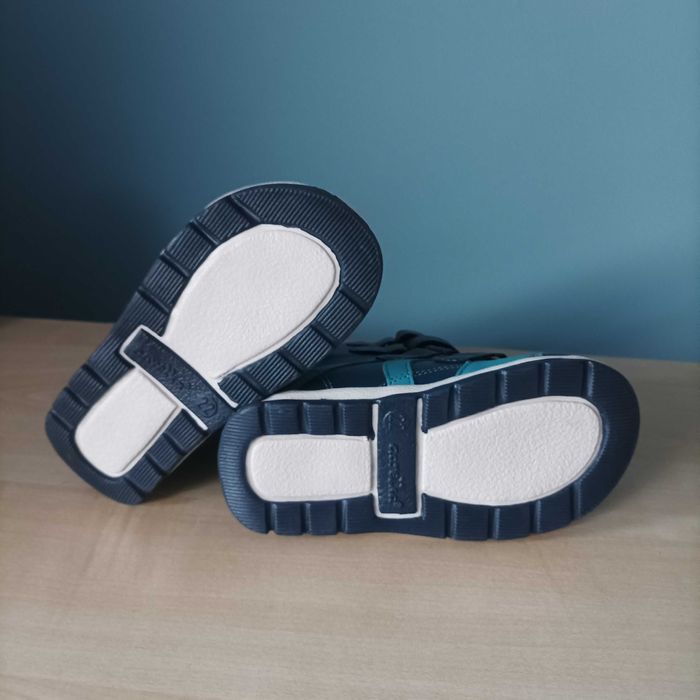 Nowe trzewiki dziecięce Aurelka rozmiar 22 model 1021