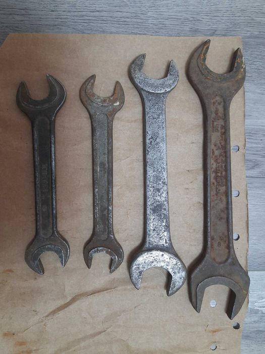 Ключі ріжкові, молотки СРСР
