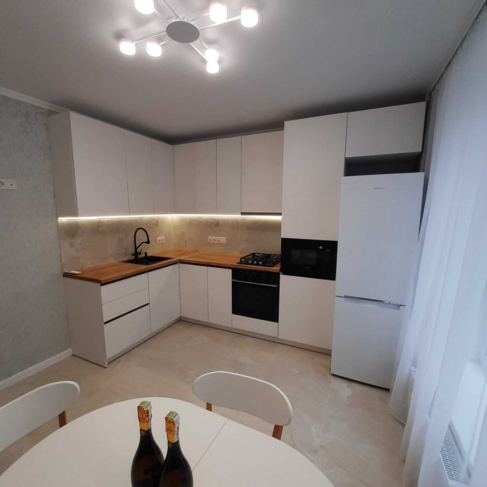 Здам 1-кім квартиру вул. Грушевського ЖК Рідний 2 перша здача поверх 2