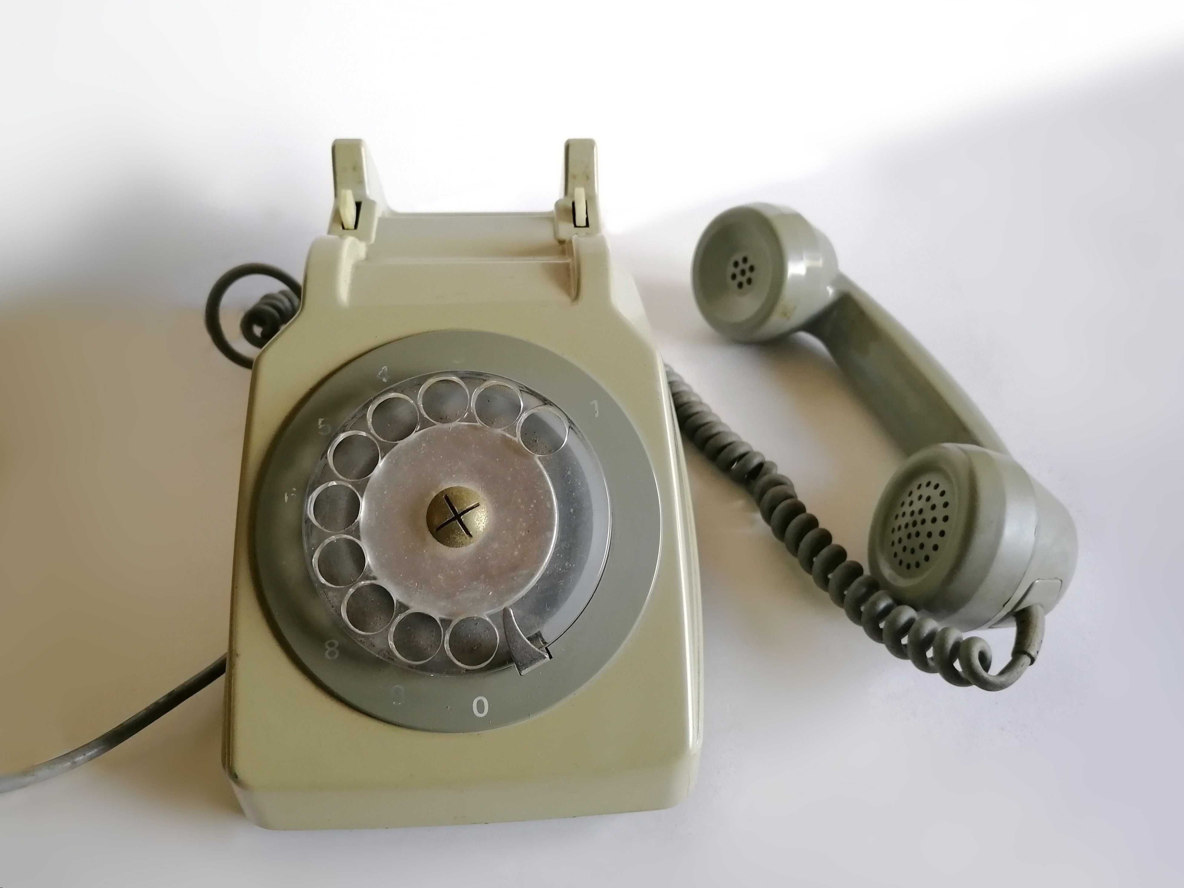 Telefones Antigos – Vintage 4