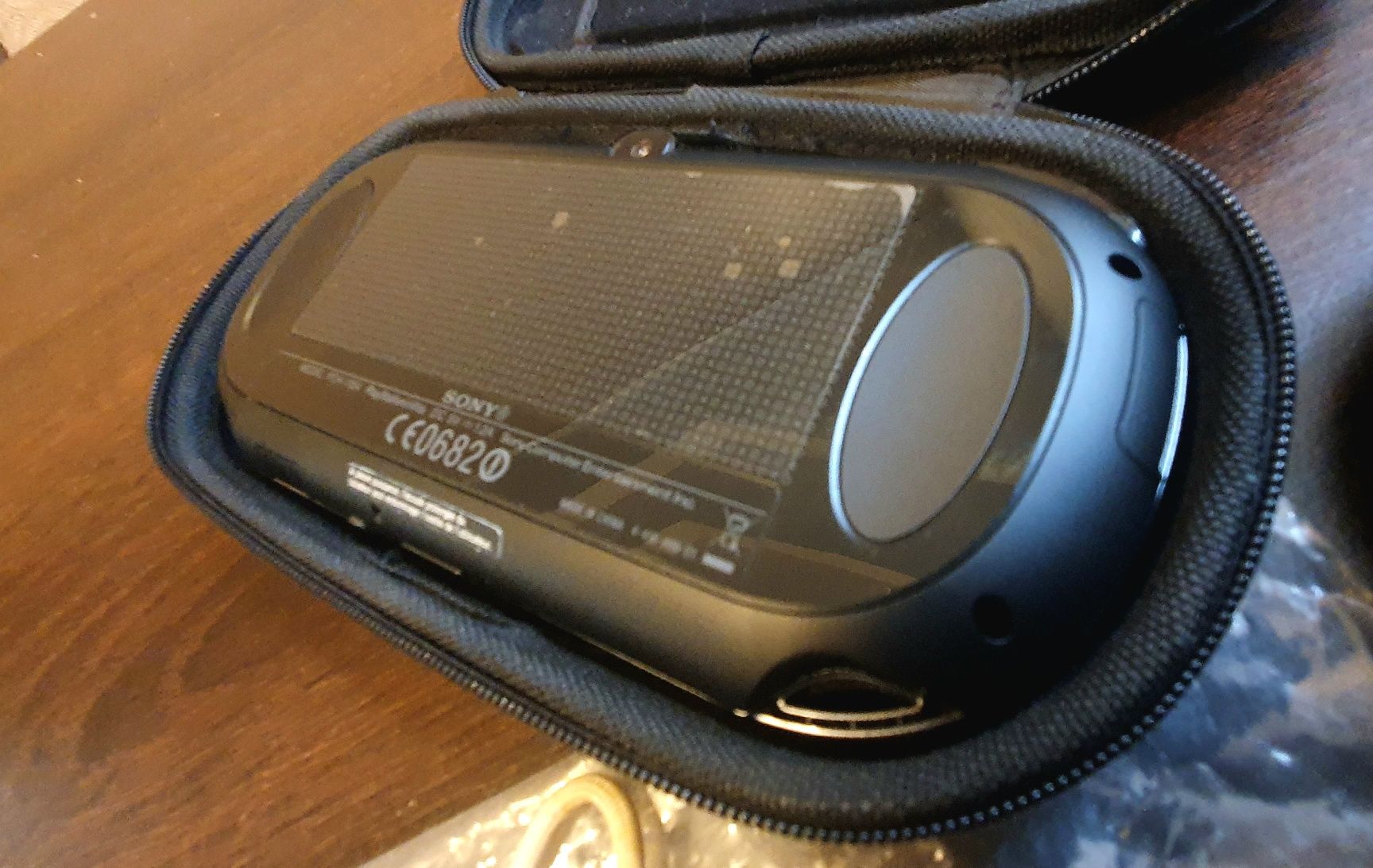***PS Vita Oled Model PCH 1104*** Idealna**