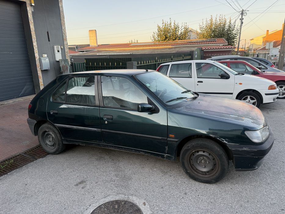 Carro peugeot 1995