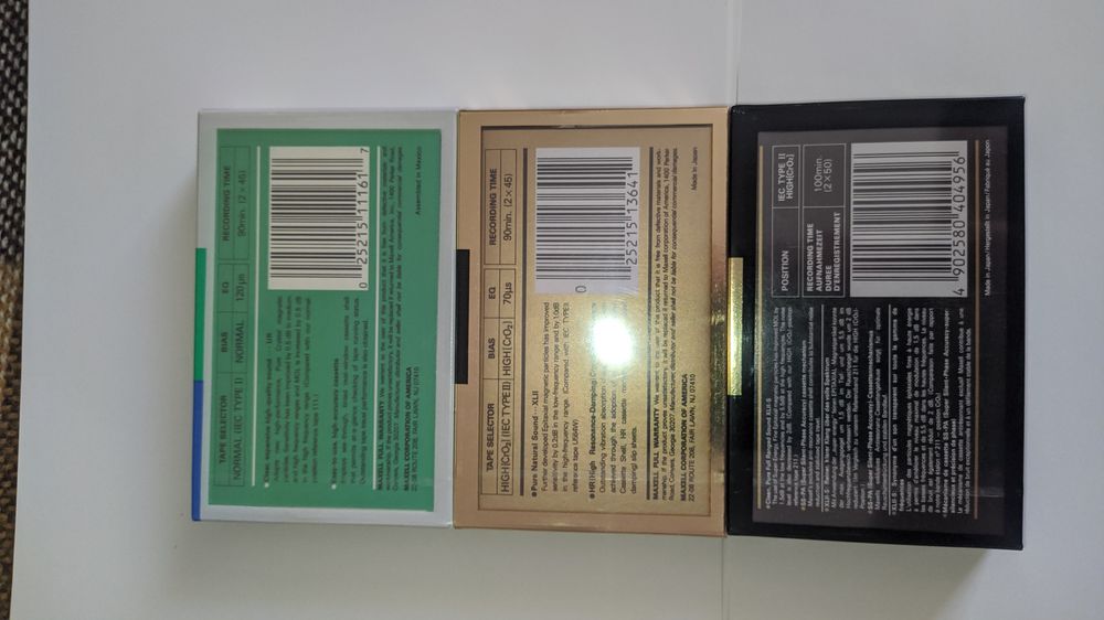 Продаю новые аудиокассеты MAXELL.