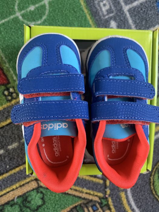 Adidas buciki r. 18 nowe
