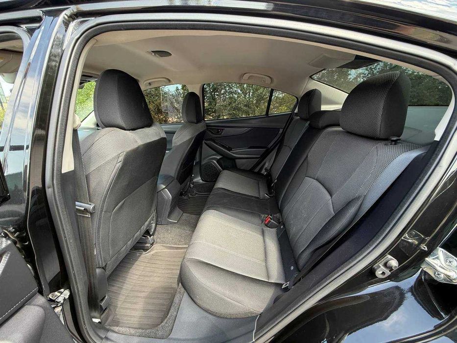 Avtoreal Subaru Impreza Бензин 2.0