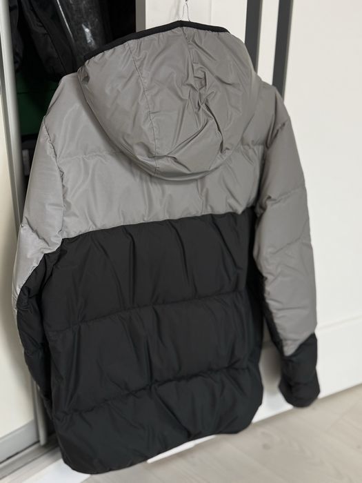 Продається куртка Nike оригінал чоловіча