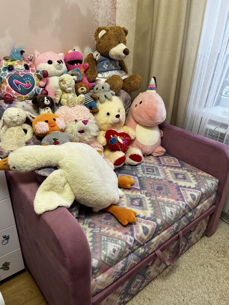 Продам дитячий новий диван