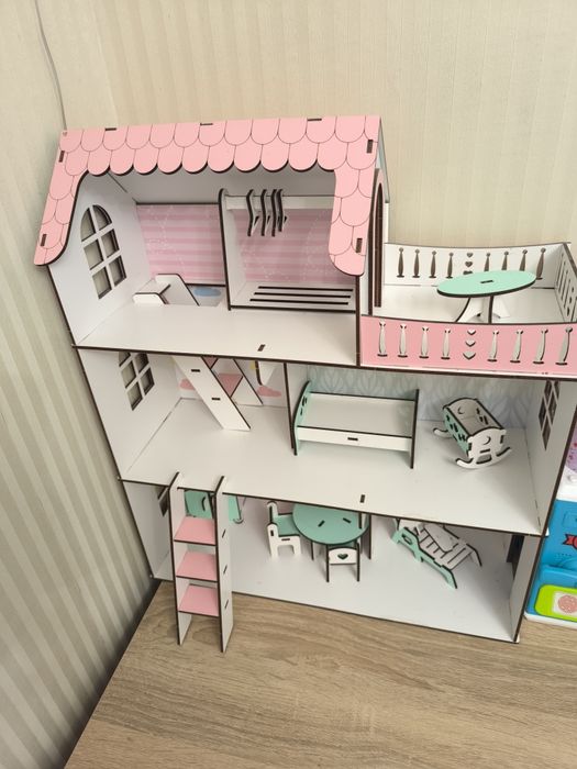 Будинок для ляльок лол 3d з меблями