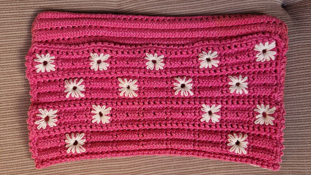 Bolsa de croché rosa