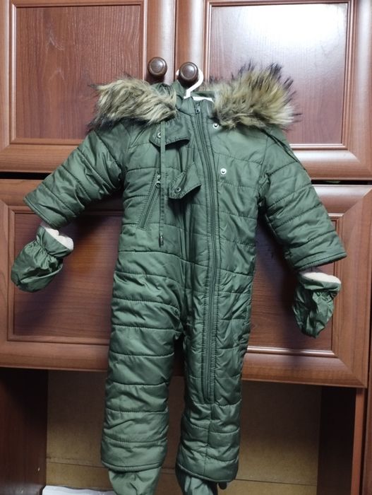 Зимовий комбінезон