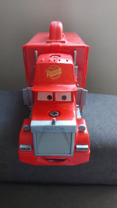 Camião oficina Mcqueen