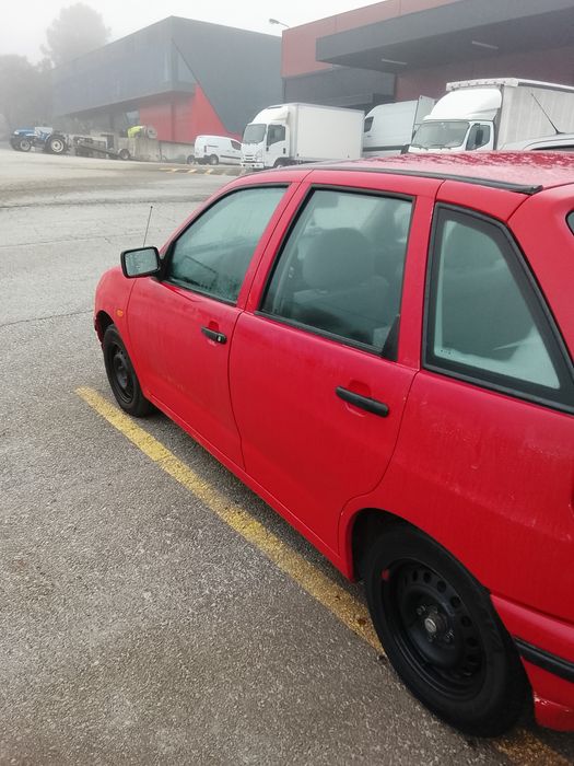 SEAT Ibiza em bom estado