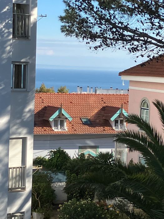 Apartamento T1 Monte Estoril, garagem box, vista de mar