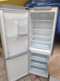 Свіжий!! Холодильник SAMSUNG NO FROST 2020р_303л