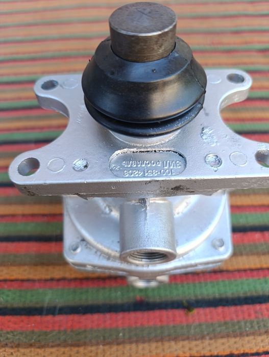 Кран главний  тормозний Камаз,Урал,ЗІЛ,Автобус