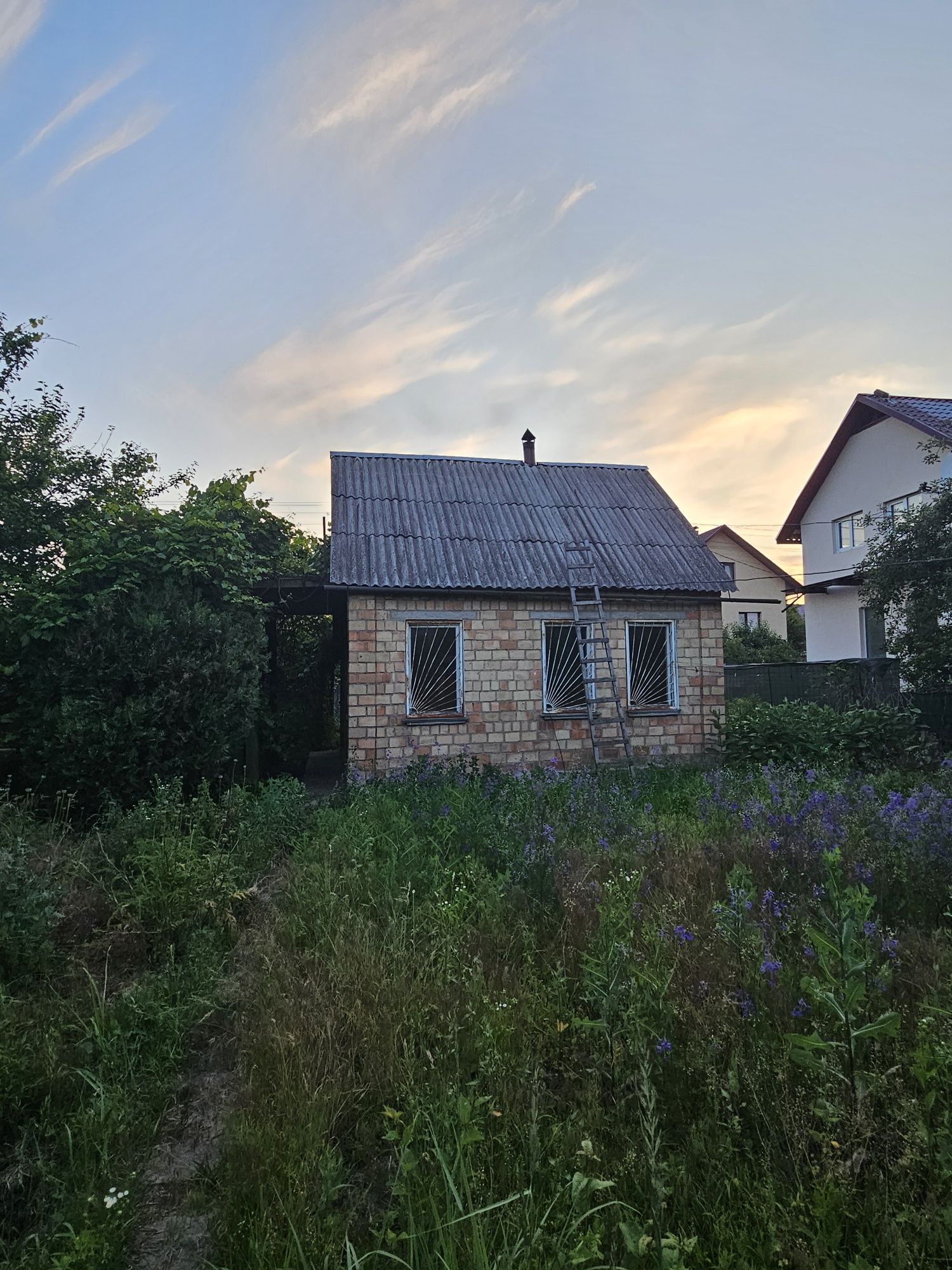 Круглик, продам садовий будинок